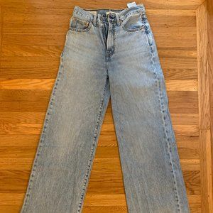 Levi's Ribcage Wide Leg Jeans - Light Wash